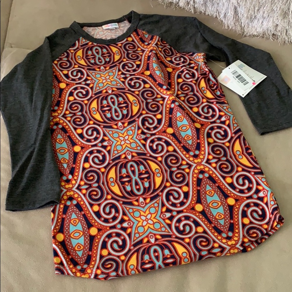 LuLaRoe Randy baseball tee.nwt